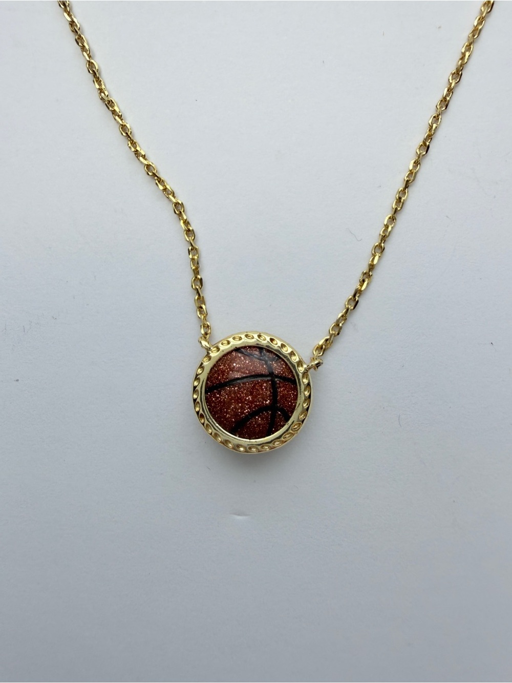 Kendra Scott Gold Basketball Pendant Necklace Brown Goldstone Adjustable w/ Box